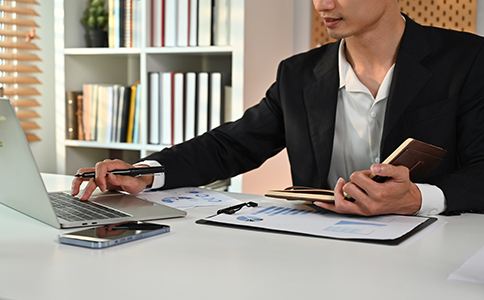 注冊(cè)海南集團(tuán)公司時(shí)的注意事項(xiàng)