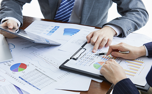 選擇?？诠咀?cè)服務(wù)的優(yōu)勢(shì)