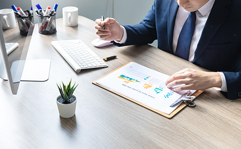 ?？谧源碛涃~公司的流程