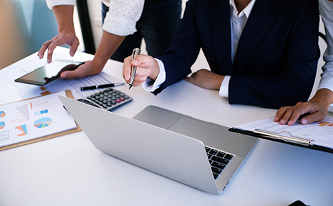 ?？谧?cè)文化公司的基本條件