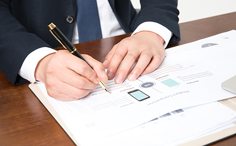 ?？谟耙曃幕咀运栀Y料