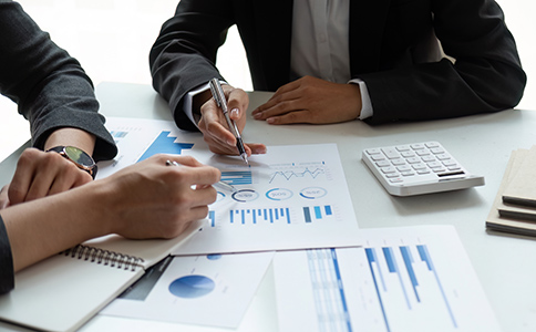 如何變更?？诠咀?cè)地址