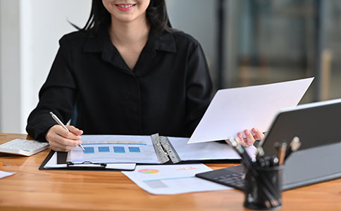 ?？诠咀再Y本減少