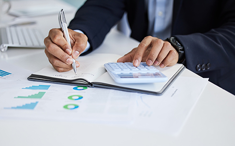 ?？谧兏再Y金的常見原因