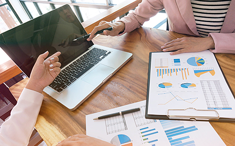 ?？诠揪W(wǎng)上注冊的注意事項