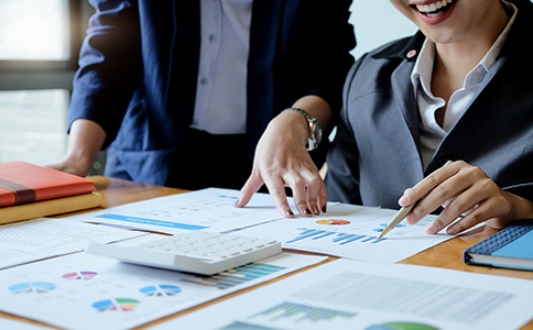 ?？谑称方?jīng)營許可證申請條件