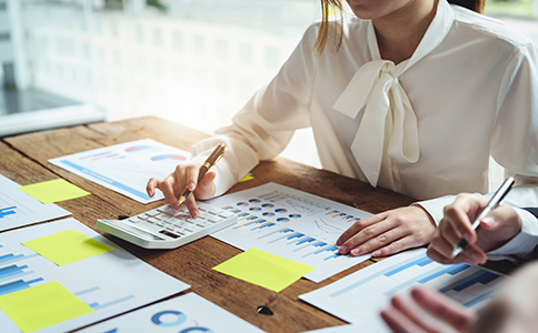 ?？谑称方?jīng)營許可證申請