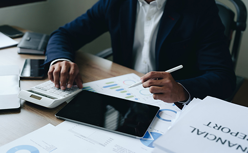 辦理?？谝蝗擞邢薰咀N所需材料