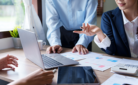 ?？诠靖鼡Q法人辦理成本構(gòu)成解析